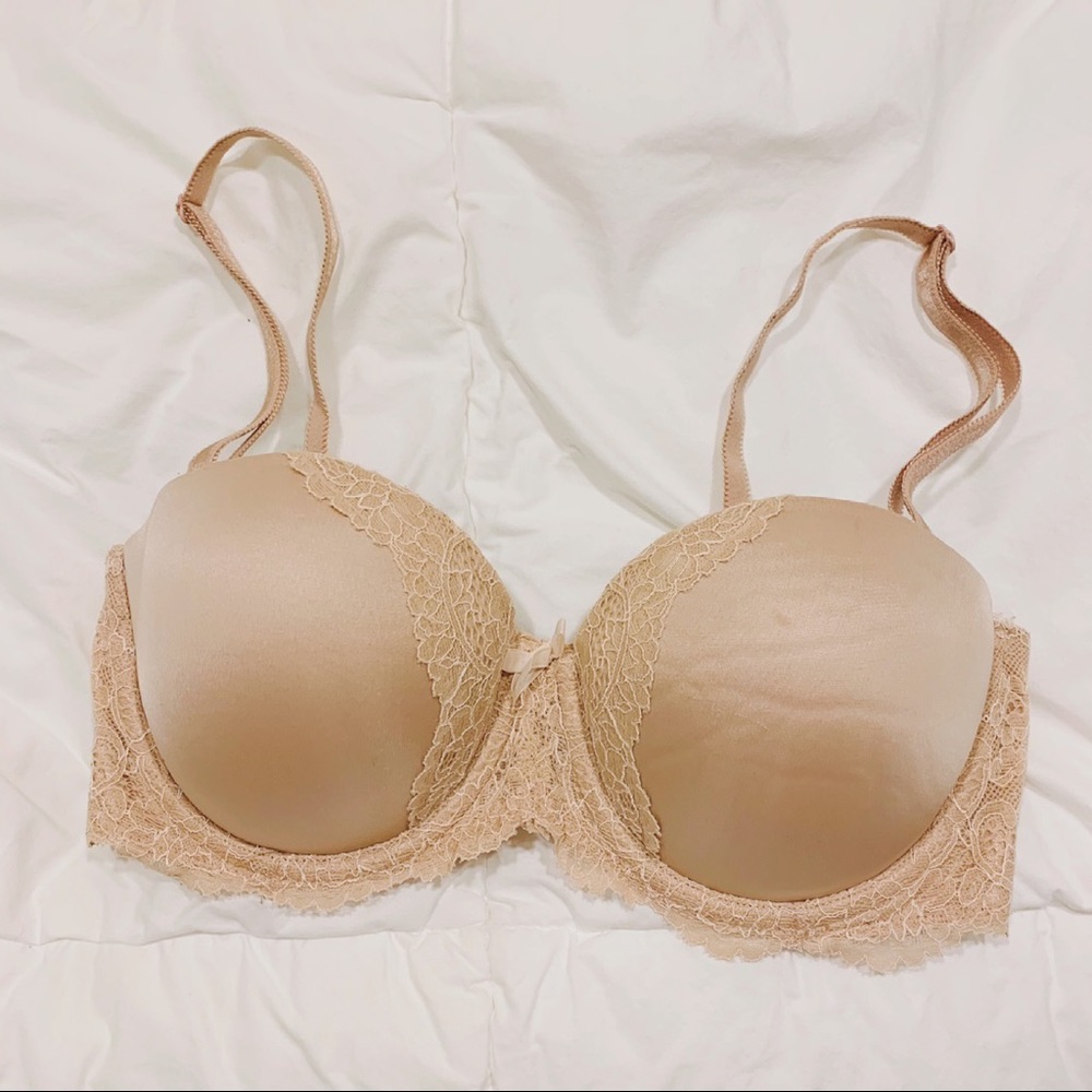 Victoria’s Secret Pink Nude Bra